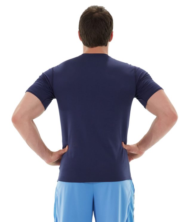 Logan HeatTec® Tee: Conquer Workouts, Stay Dry & Chafing-Free - Image 3
